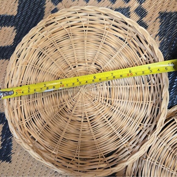 Vintage Bamboo Paper Plate Holders Set of 7, two designs basket weave - Picture 5 of 9